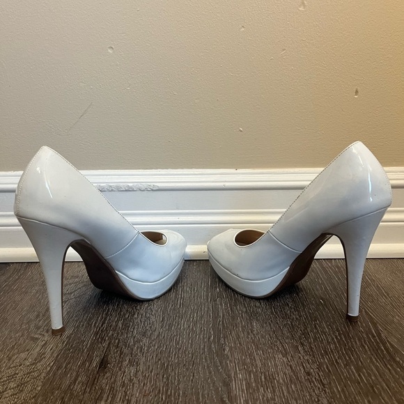 4 inch heels 👠 - Picture 6 of 9